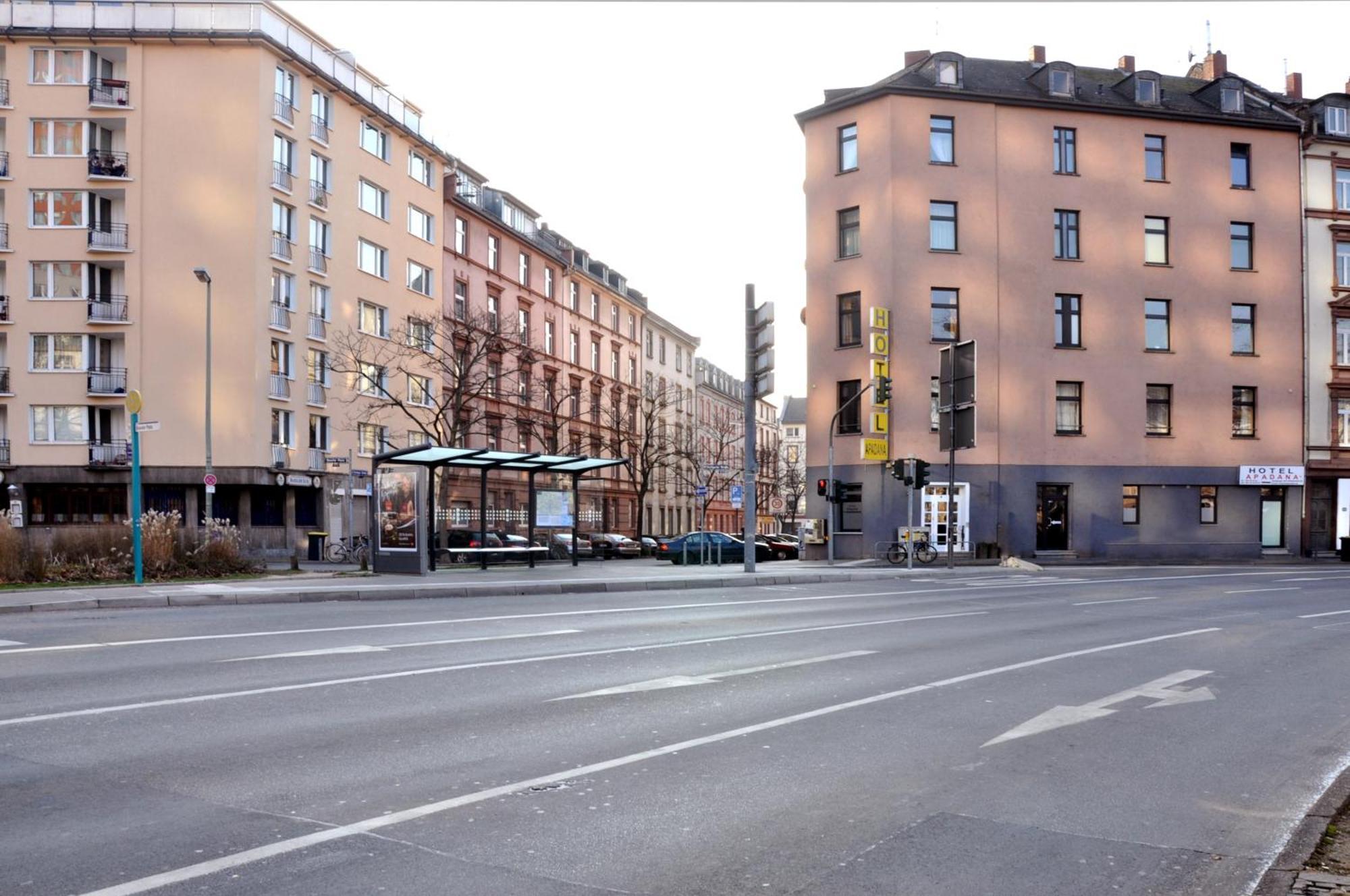 Hotel Apadana Frankfurt Francoforte sul Meno Esterno foto